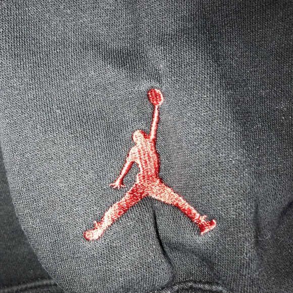 Jordan 1 Embroidered Logo Hoodie 🔥 - Picture 3 of 5